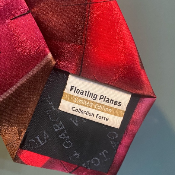 J Garcia Men's Tie Floating Planes Collection 100% Silk - Picture 4 of 7